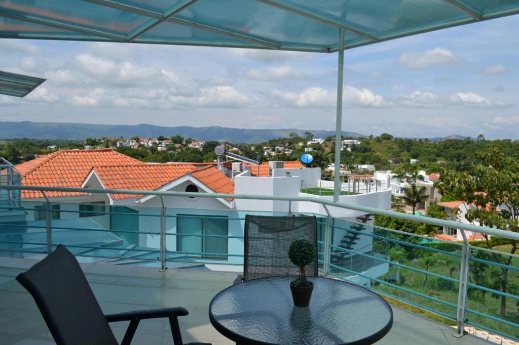 Hermosa casa con piscina y BBQ en Melgar