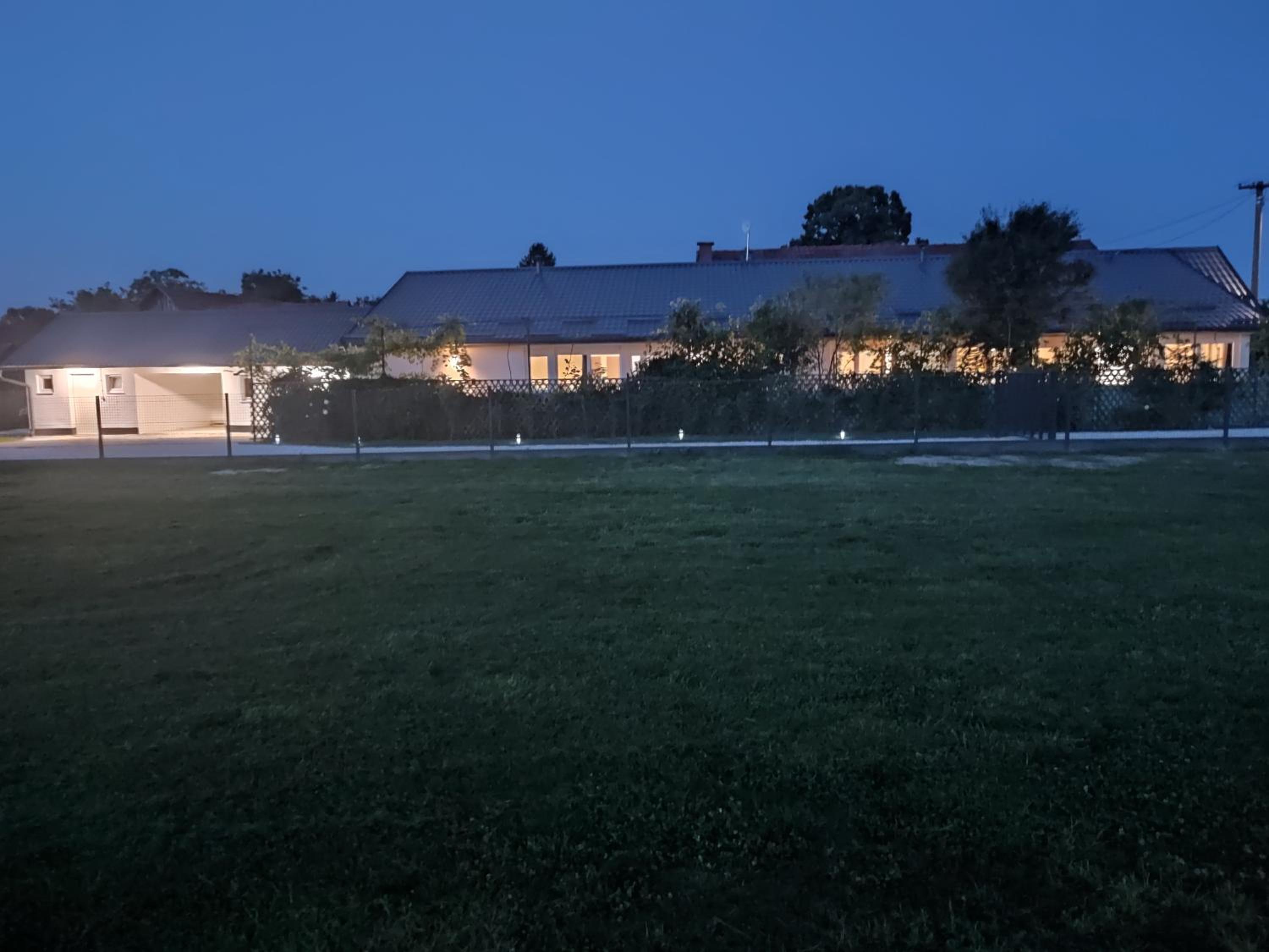 Hotel Apartmani CARPE DIEM - Image 1