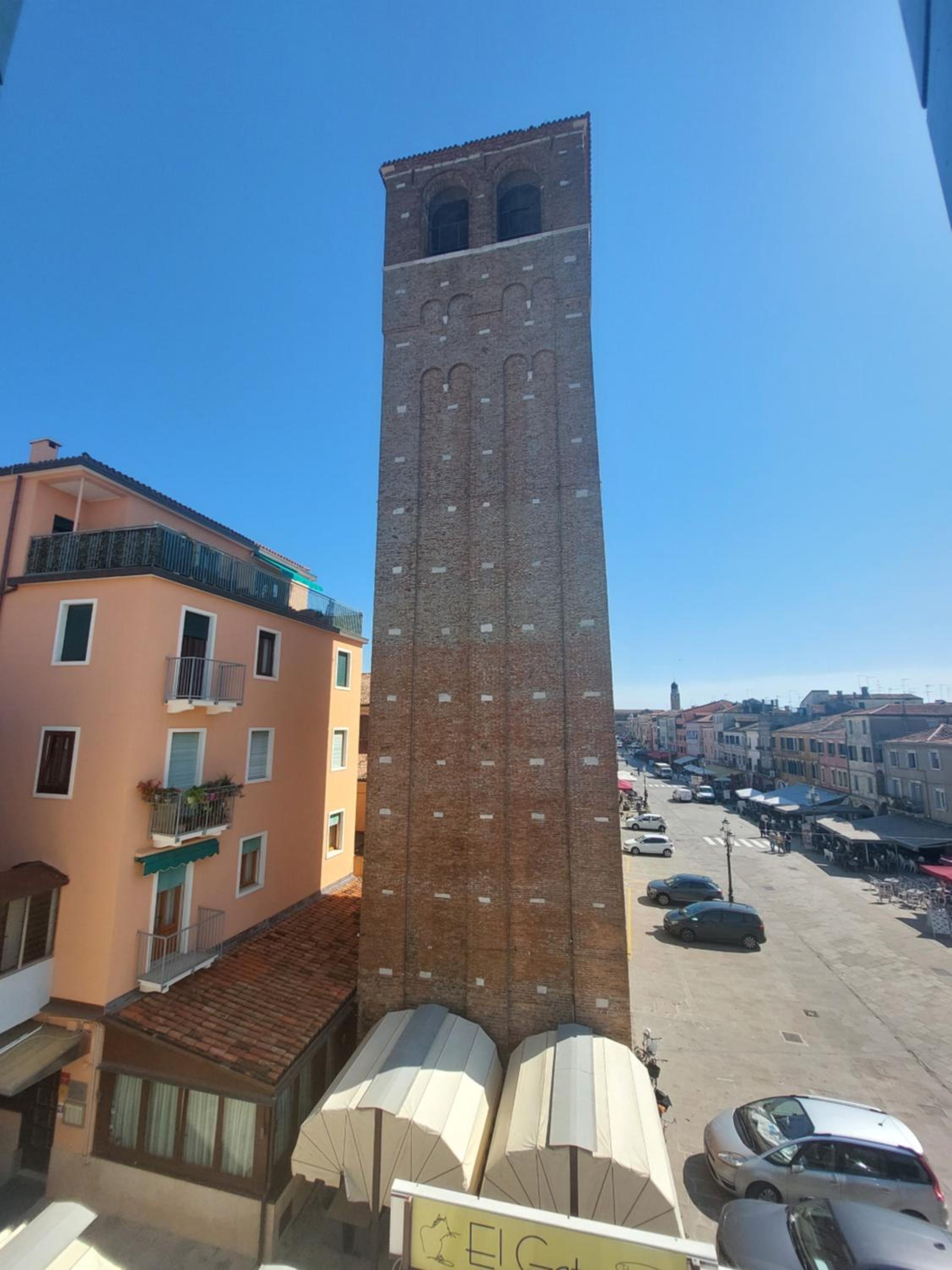 Alla torre dell'orologio view 4