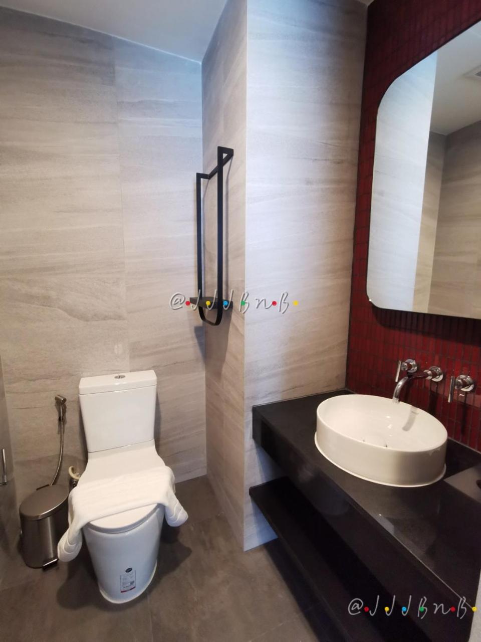 Edge Central Pattaya by JJJ
