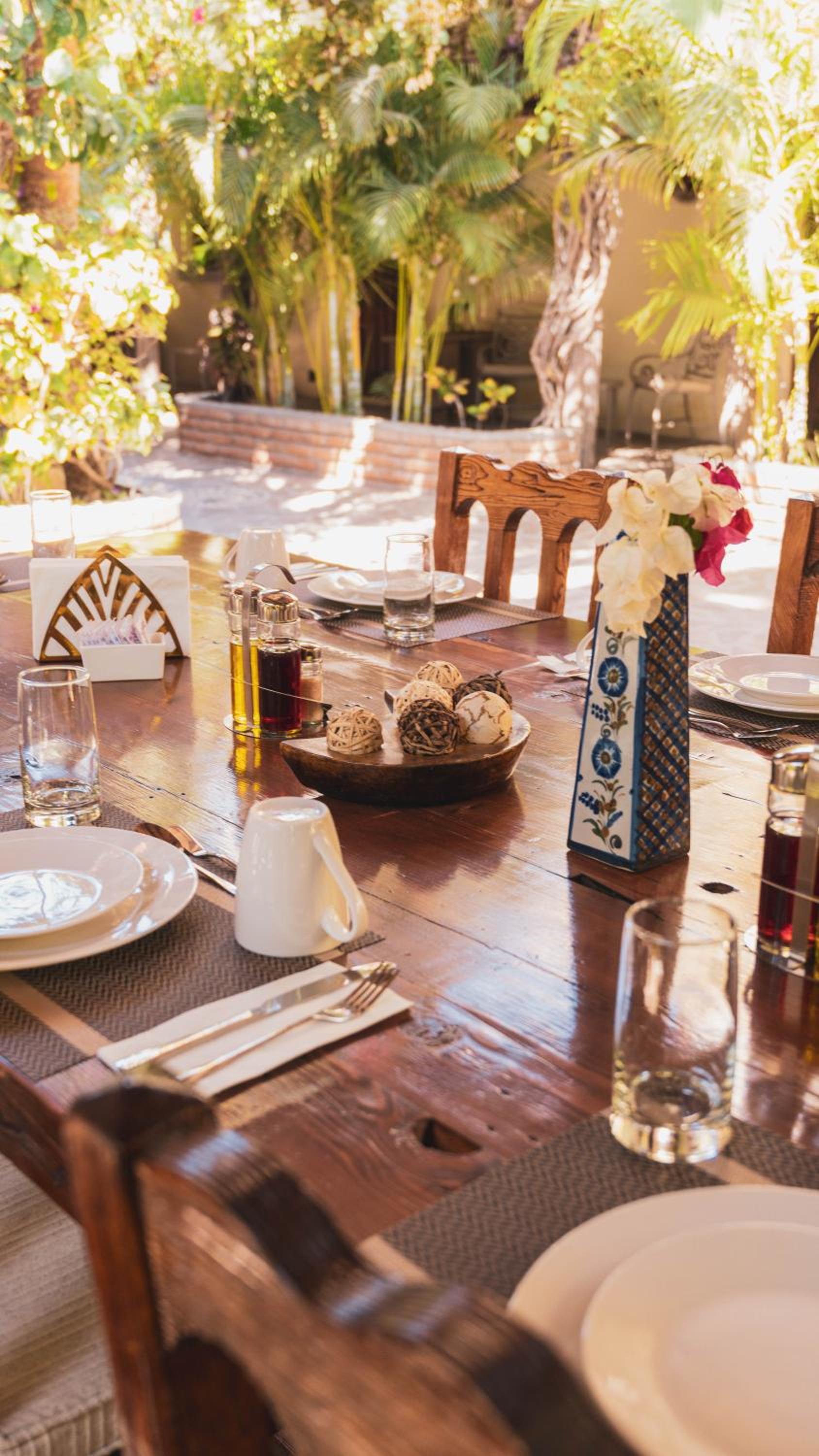 dining