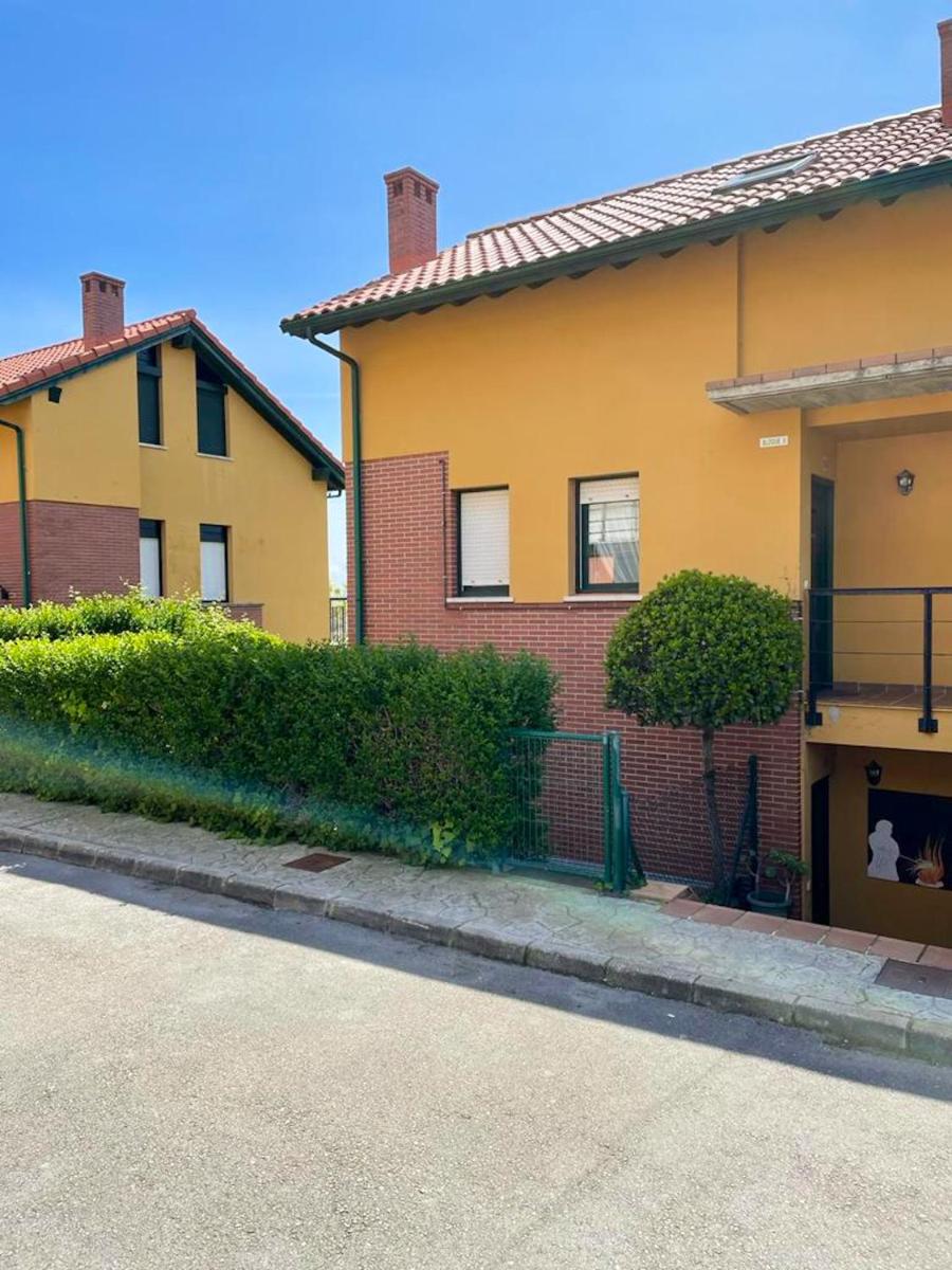 3 bedrooms house with sea view and enclosed garden at San Vicente de la Barquera