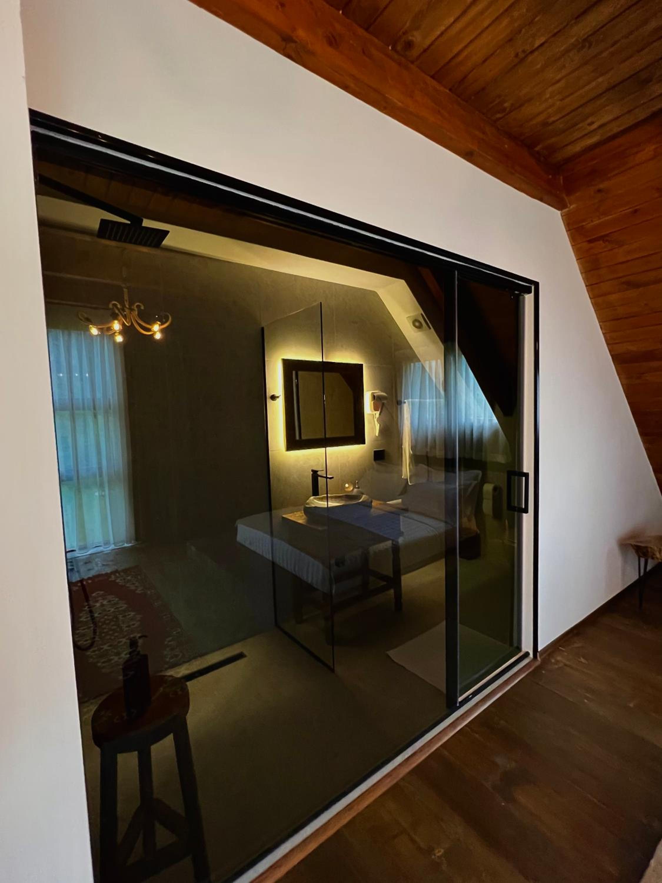 Molla Guest House