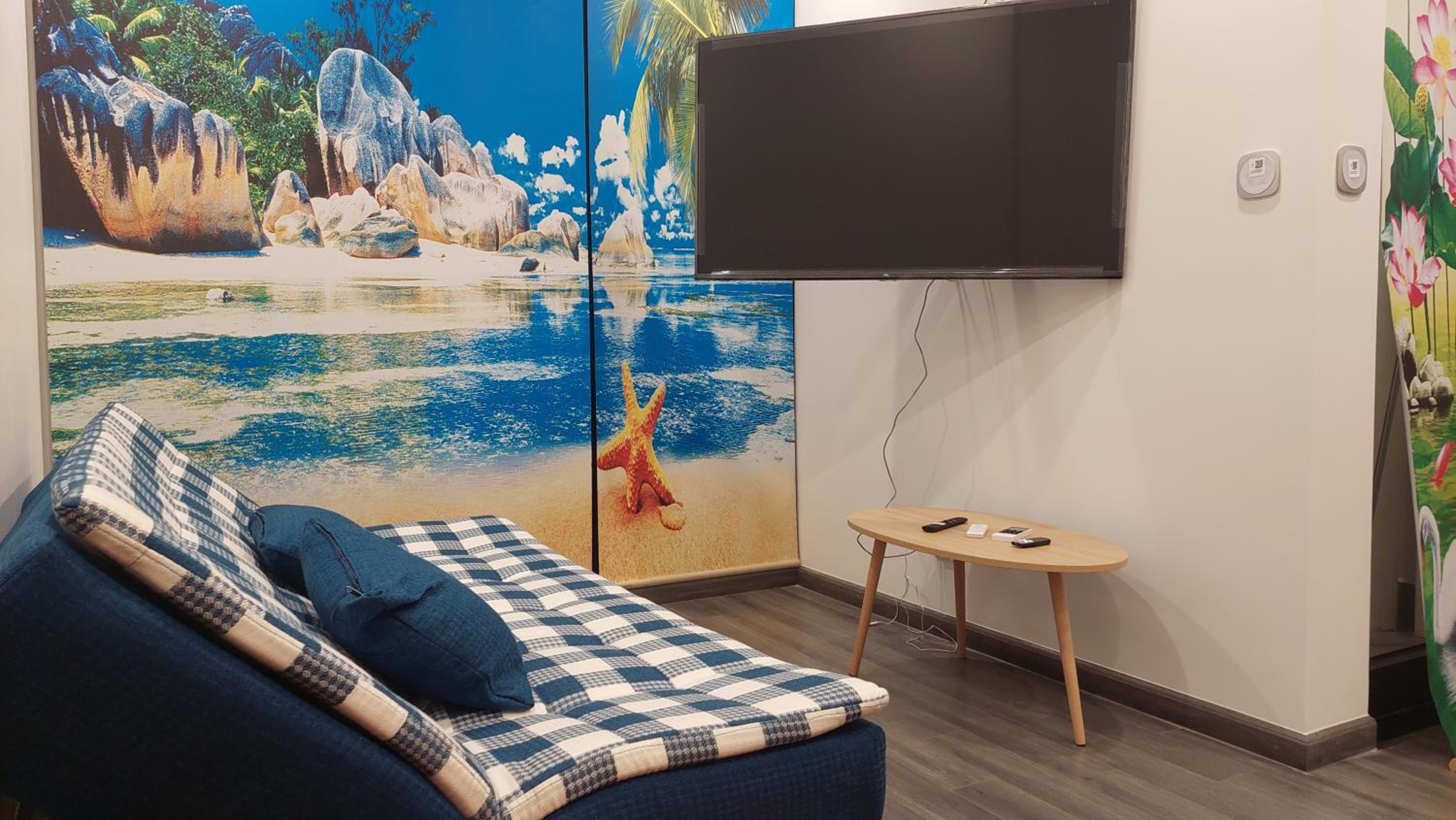 TK Resortstay - Vinhomes Smart City