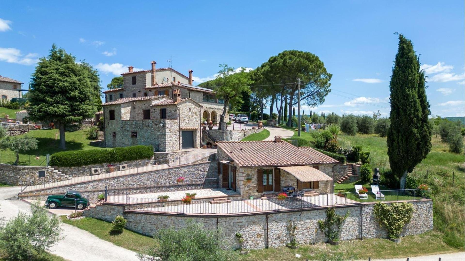 La Casanova view 4