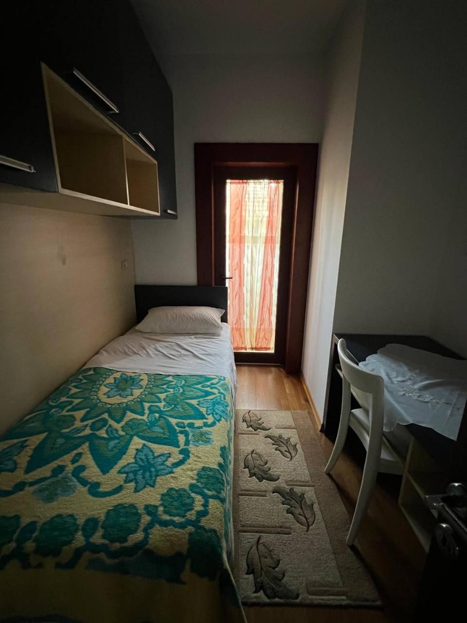 Cozy Nest Ledi