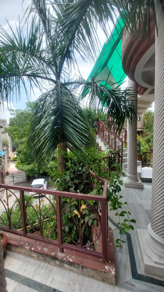 N.Homestay
