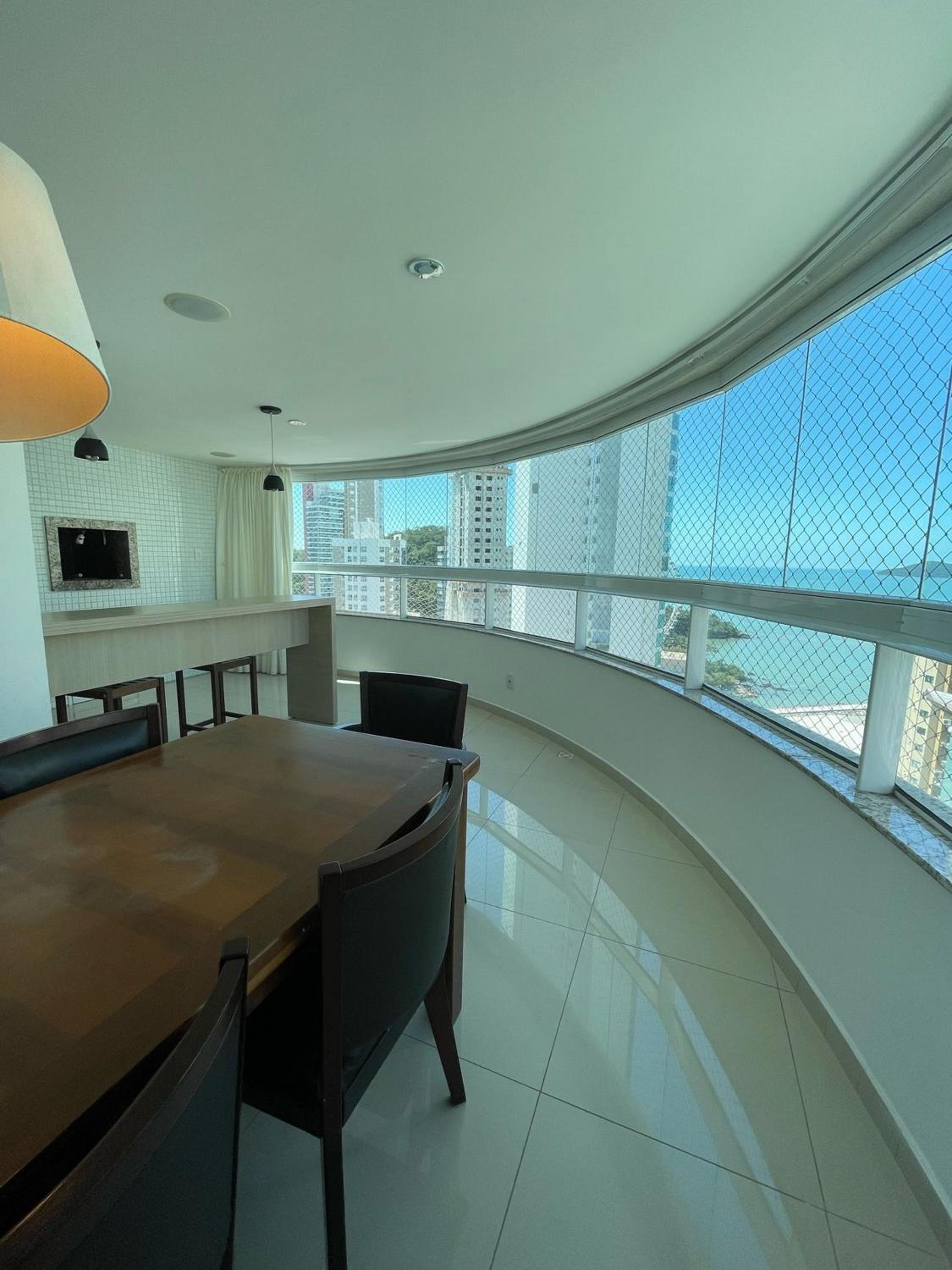 Beautiful view, One apartment per floor, 3 Suites, 2 parking spaces