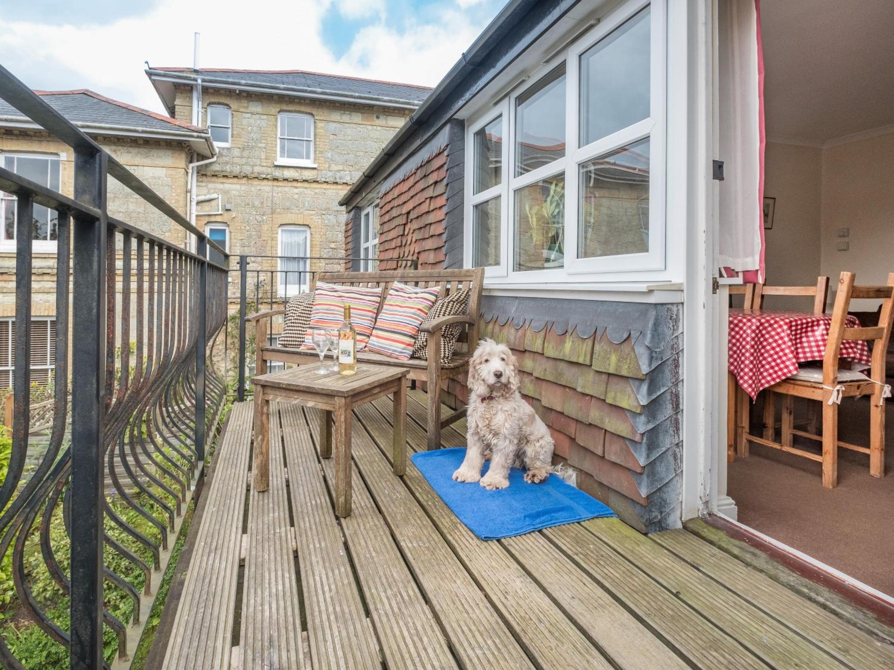 Luccombe Villa Holiday Apartments