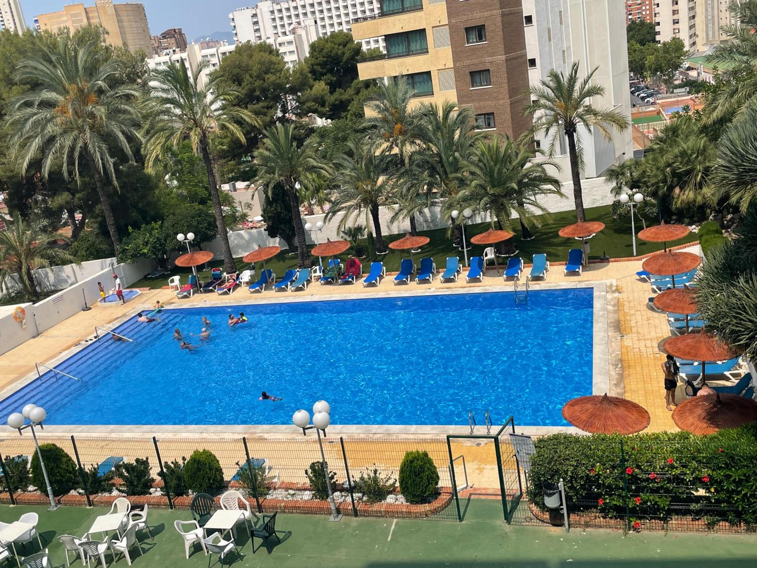 BERMUDAS-TURIS Apartamentos
