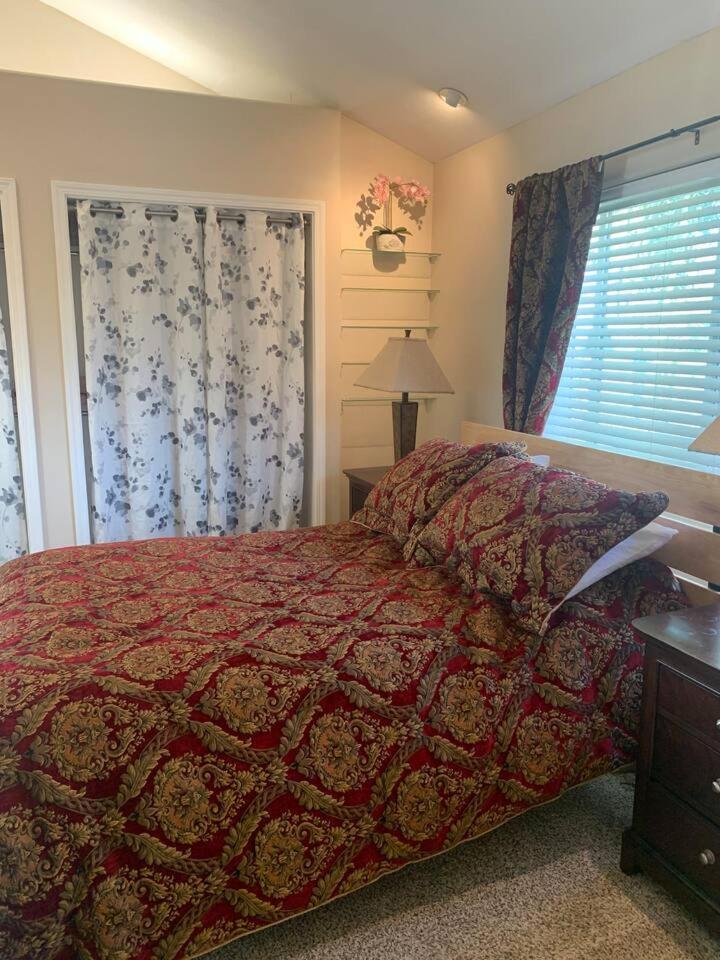 Cozy Guesthouse- Individual Unit Private & Relaxing