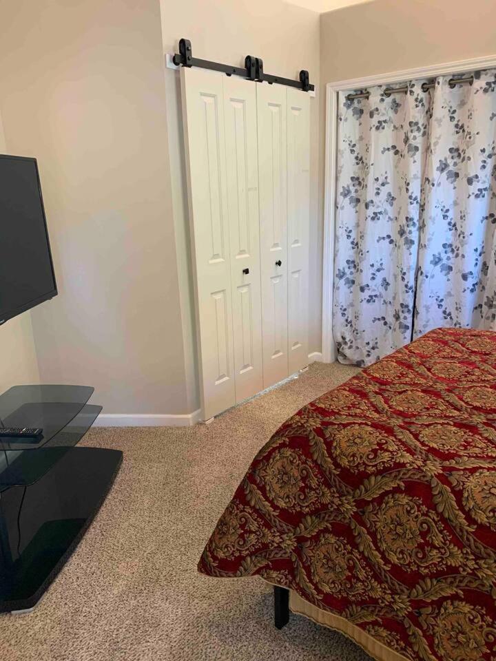 Cozy Guesthouse- Individual Unit Private & Relaxing