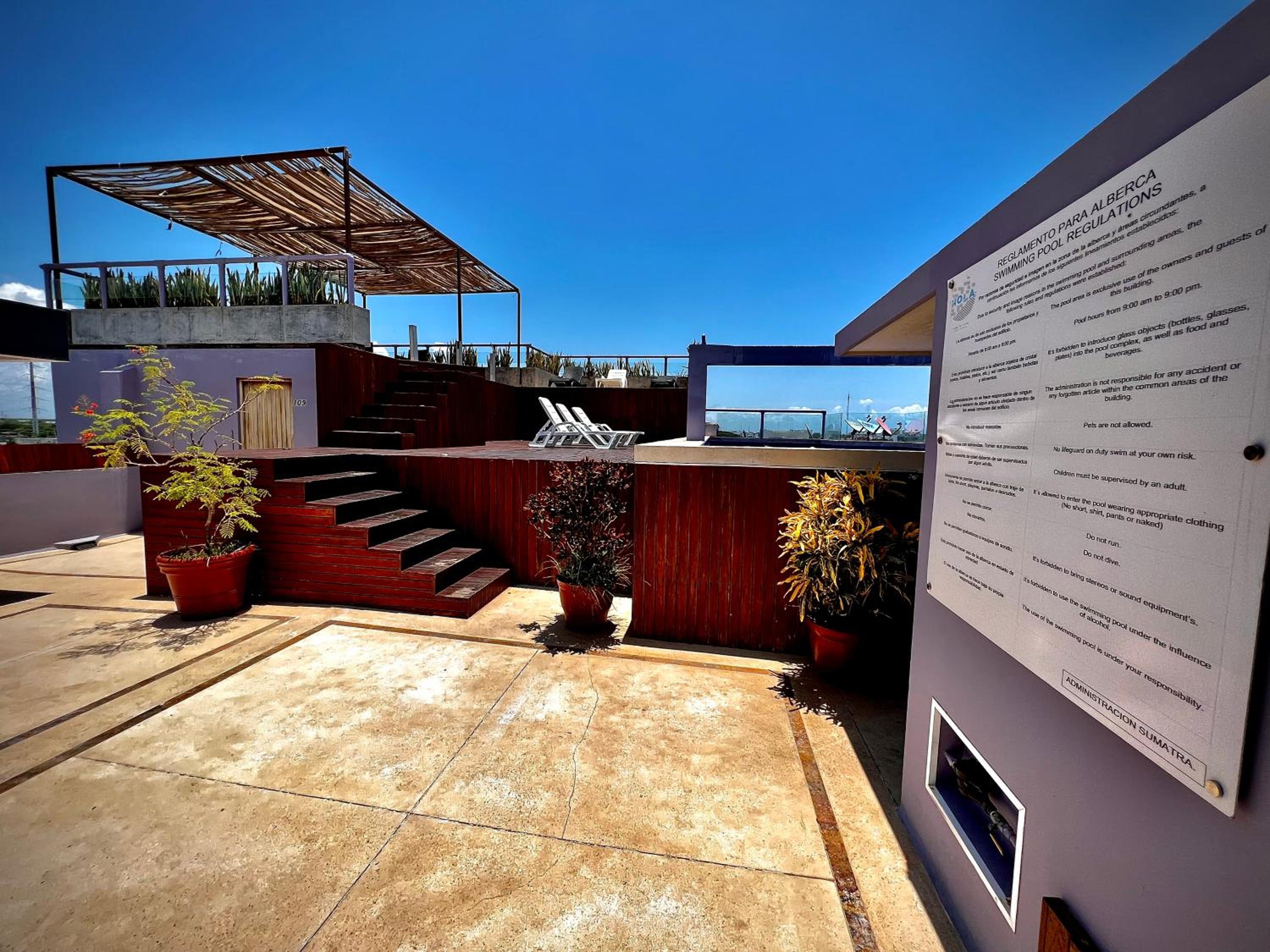 Playa Centro Rooftop Apartments & Studios