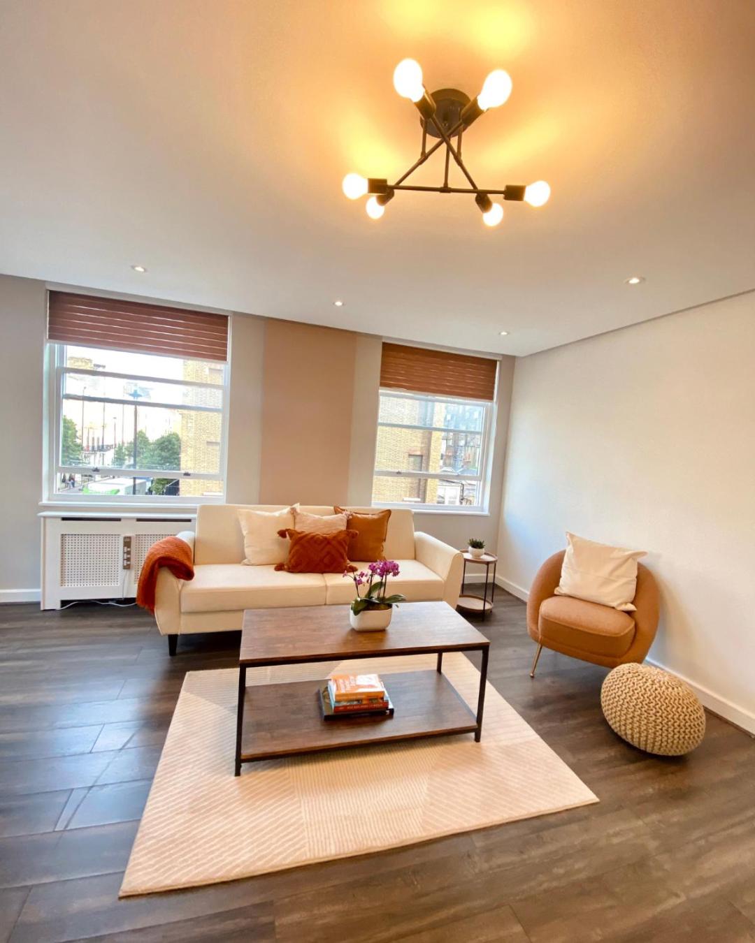 Luxury 2 Bedroom Marylebone Apartment view 2