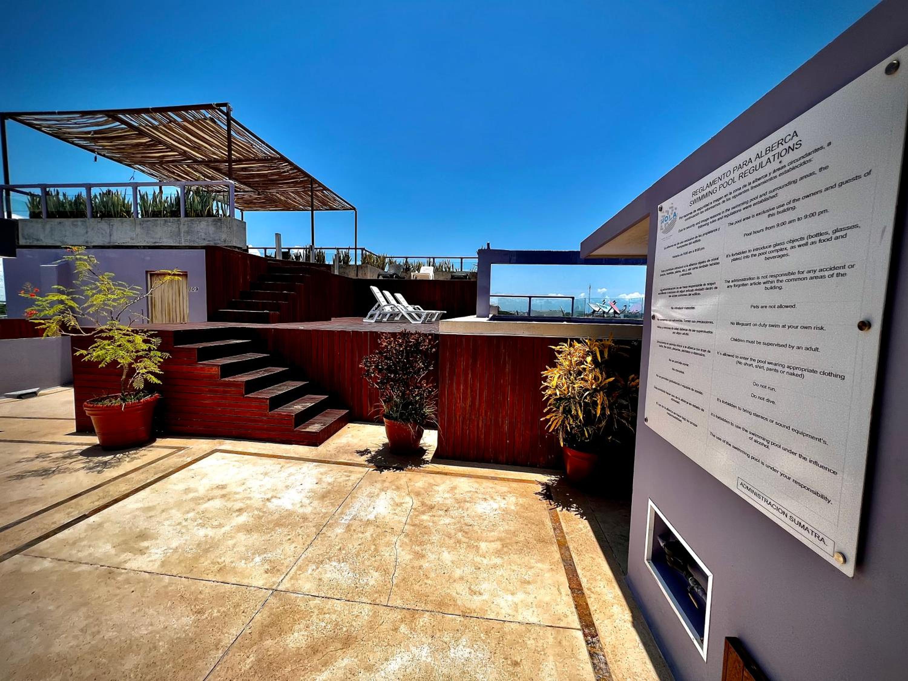 Playa Centro Rooftop Apartments & Studios