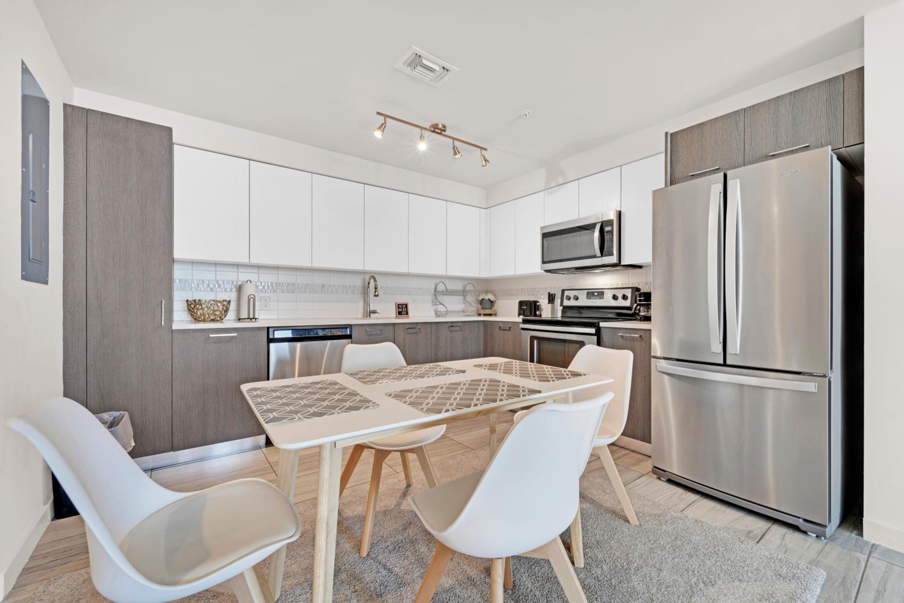 Devereaux Miami Luxury One-Bedroom and Studios