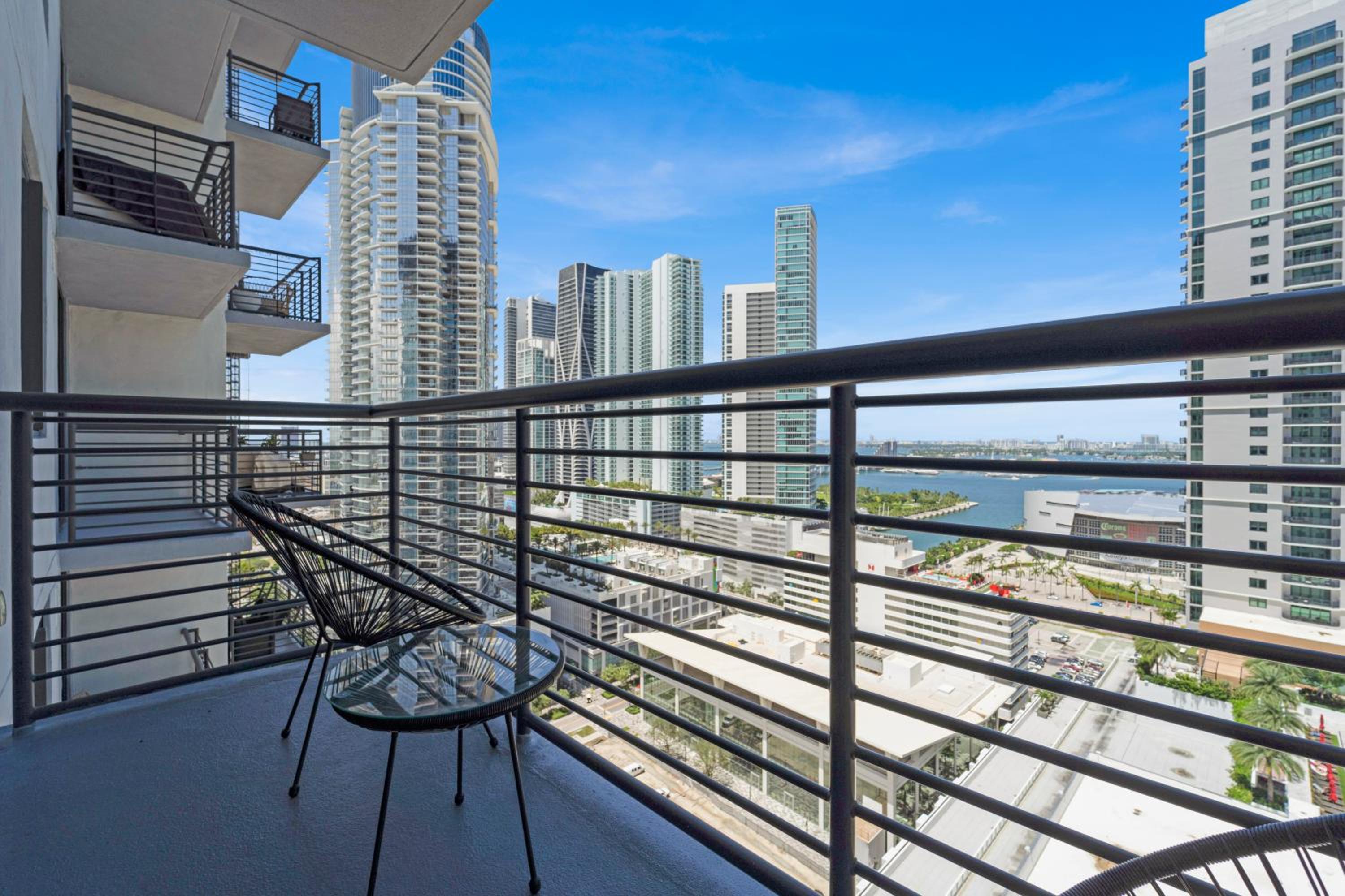 Devereaux Miami Luxury One-Bedroom and Studios