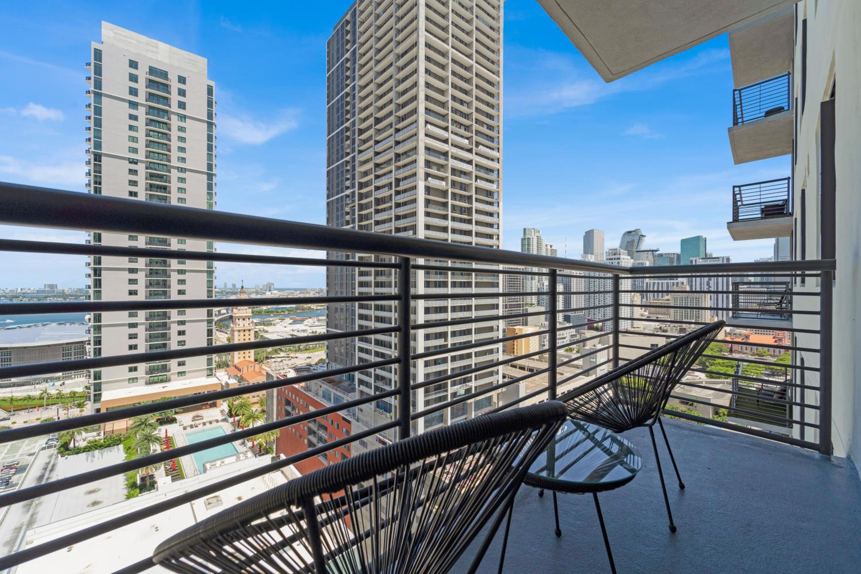 Devereaux Miami Luxury One-Bedroom and Studios