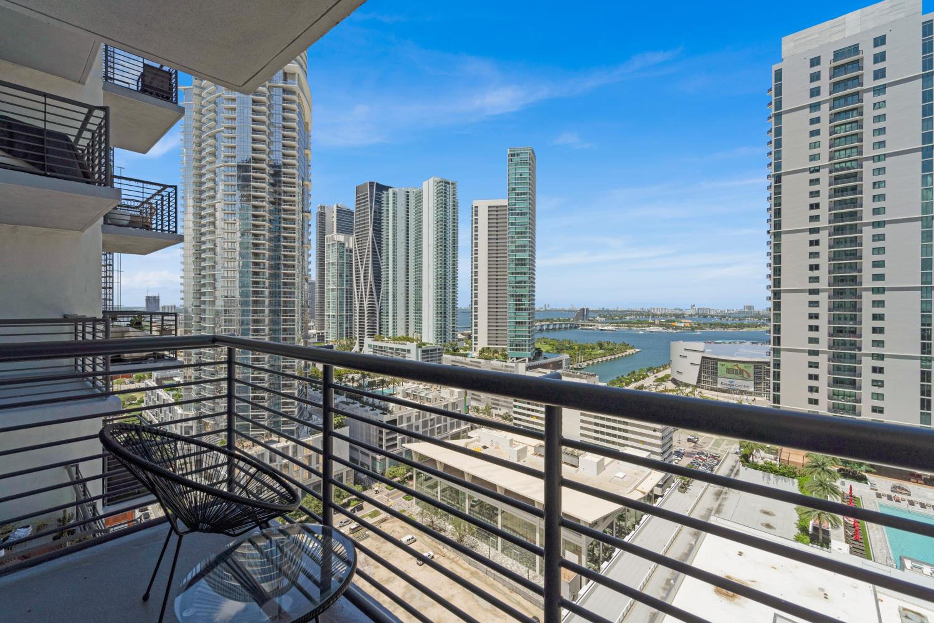 Devereaux Miami Luxury One-Bedroom and Studios
