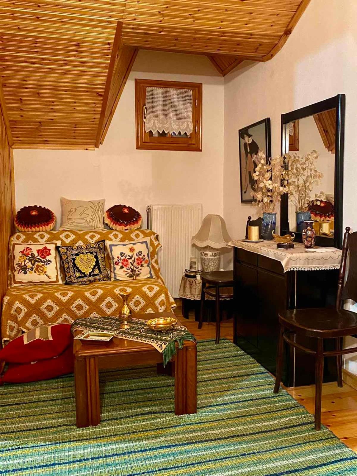 Maroulas House