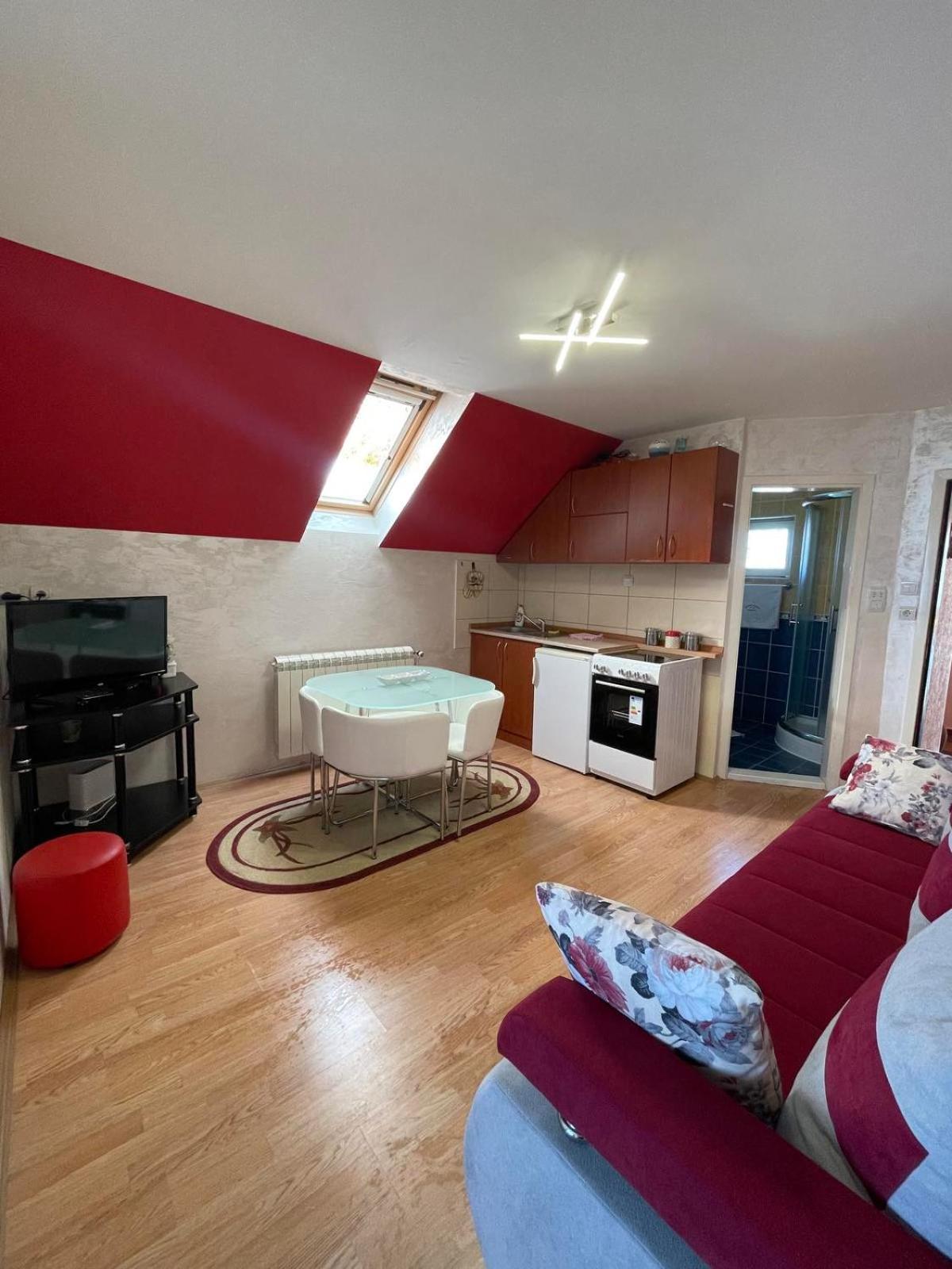 APARTMANI JASMINA