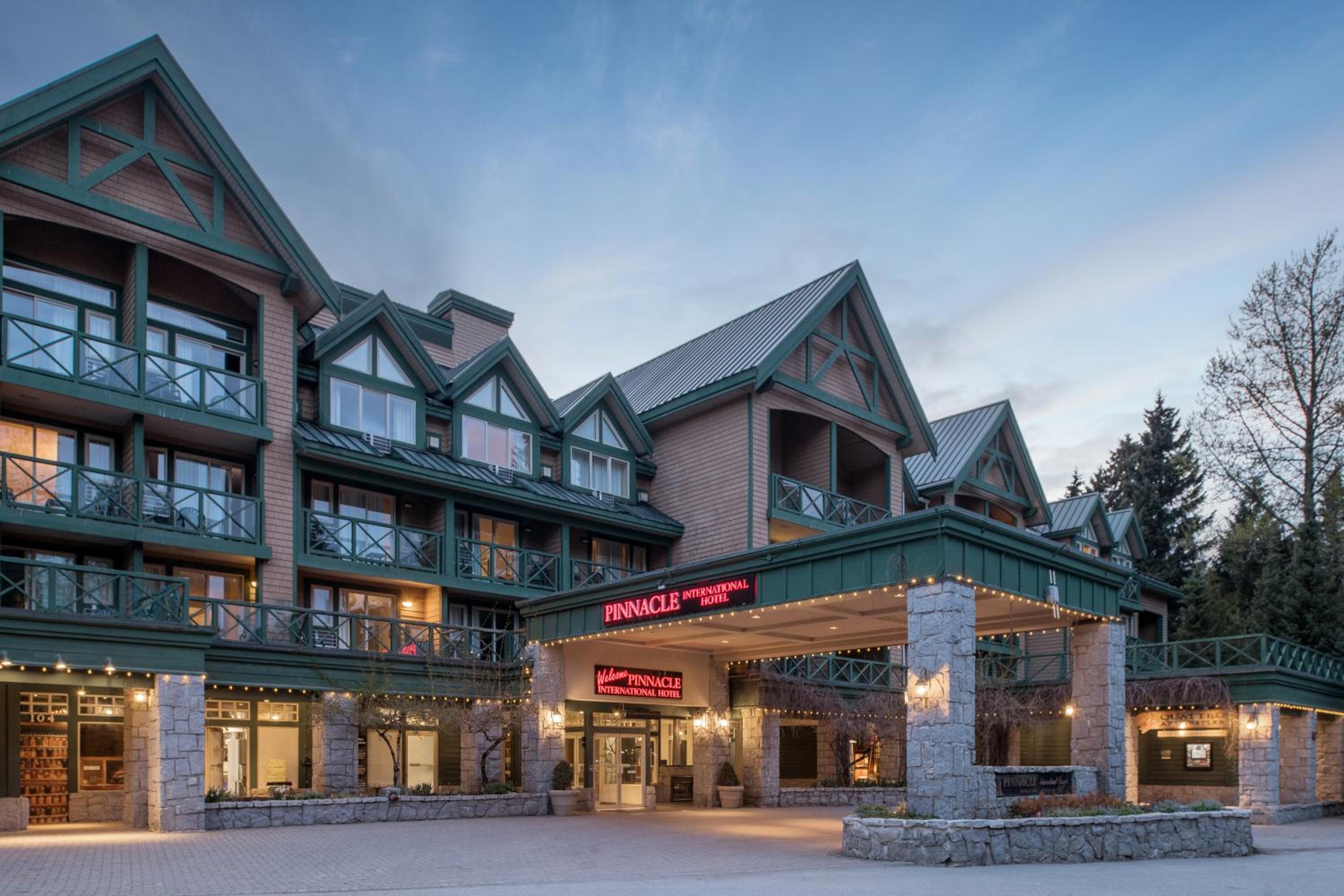 Hotel Pinnacle Hotel Whistler Village