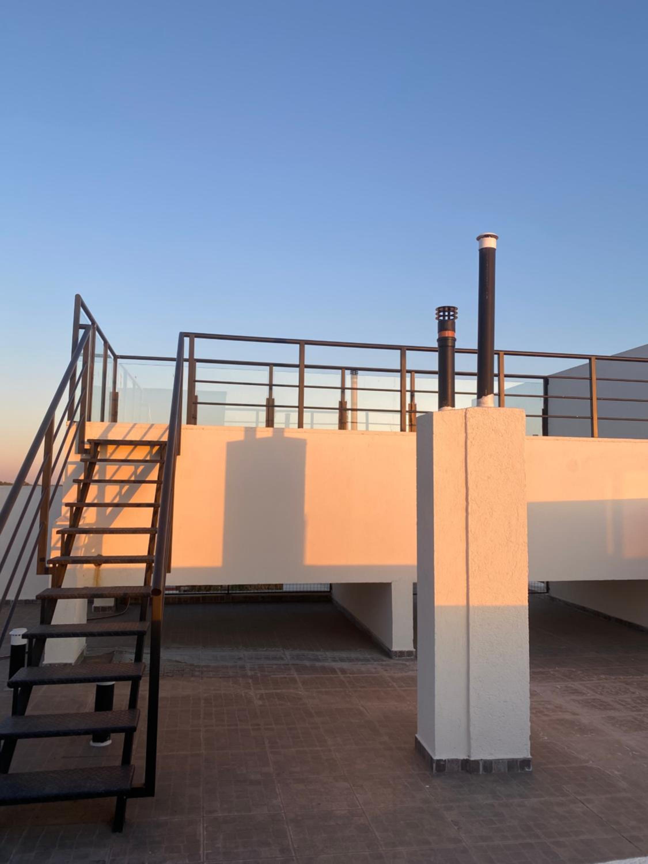 Apartamento a metros de la costanera y el lago