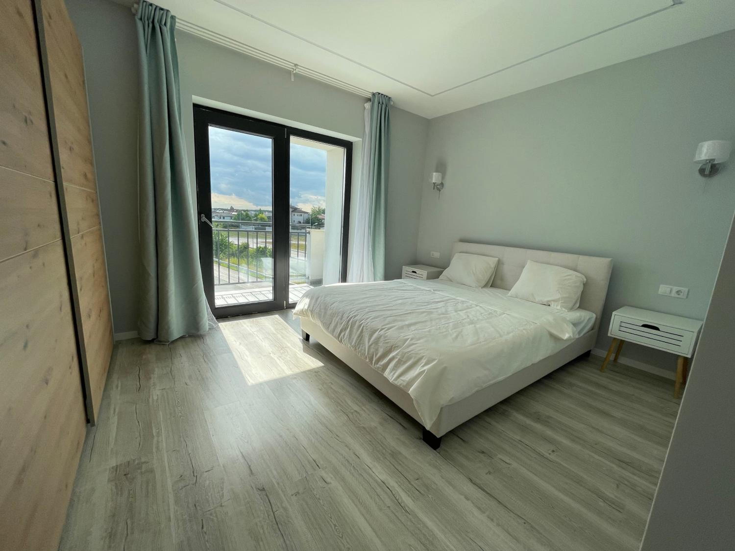 Noah Apartment Self Check-in Otopeni view 2