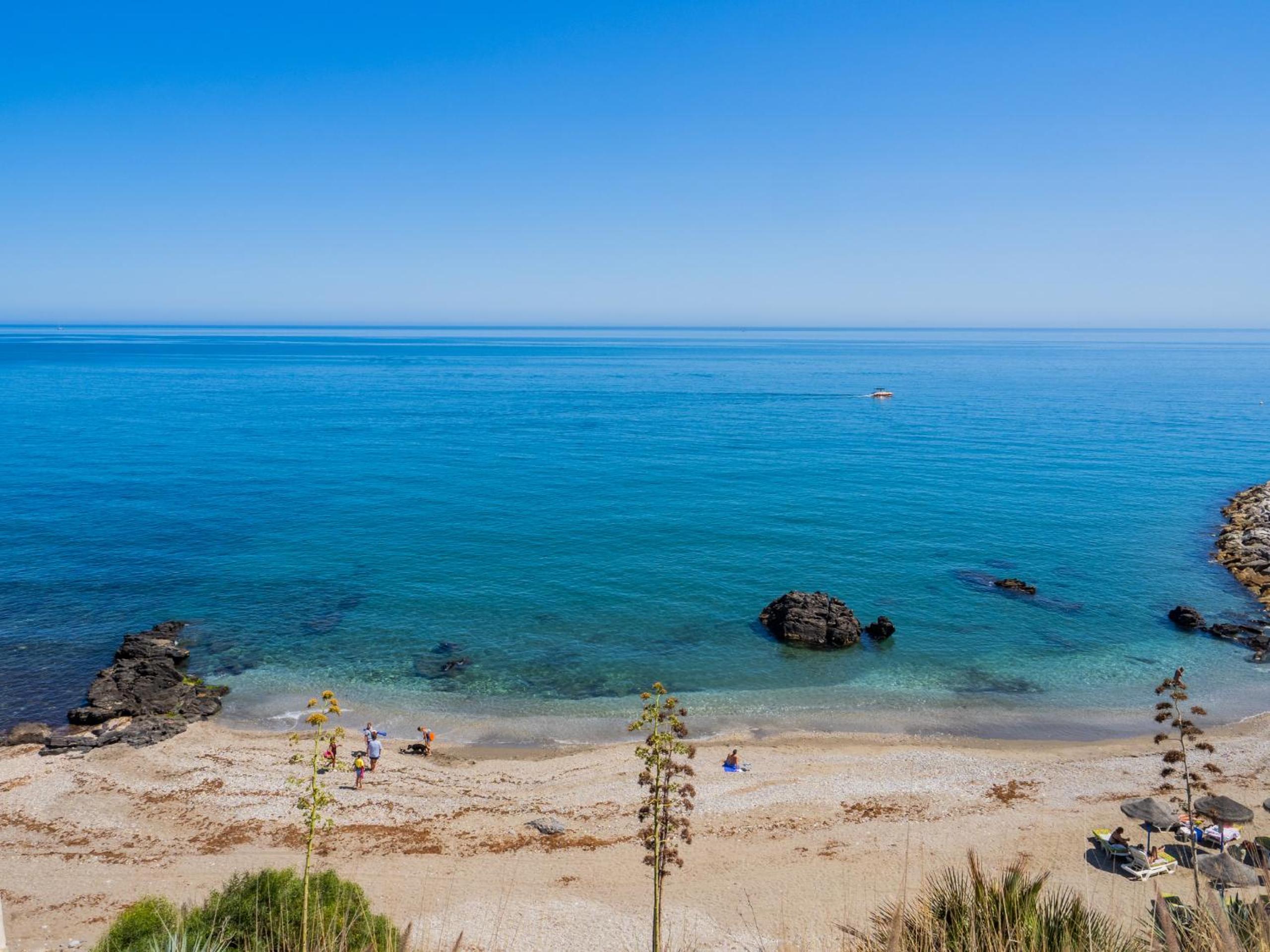 Cubo's Beach Front Villa Benalmadena