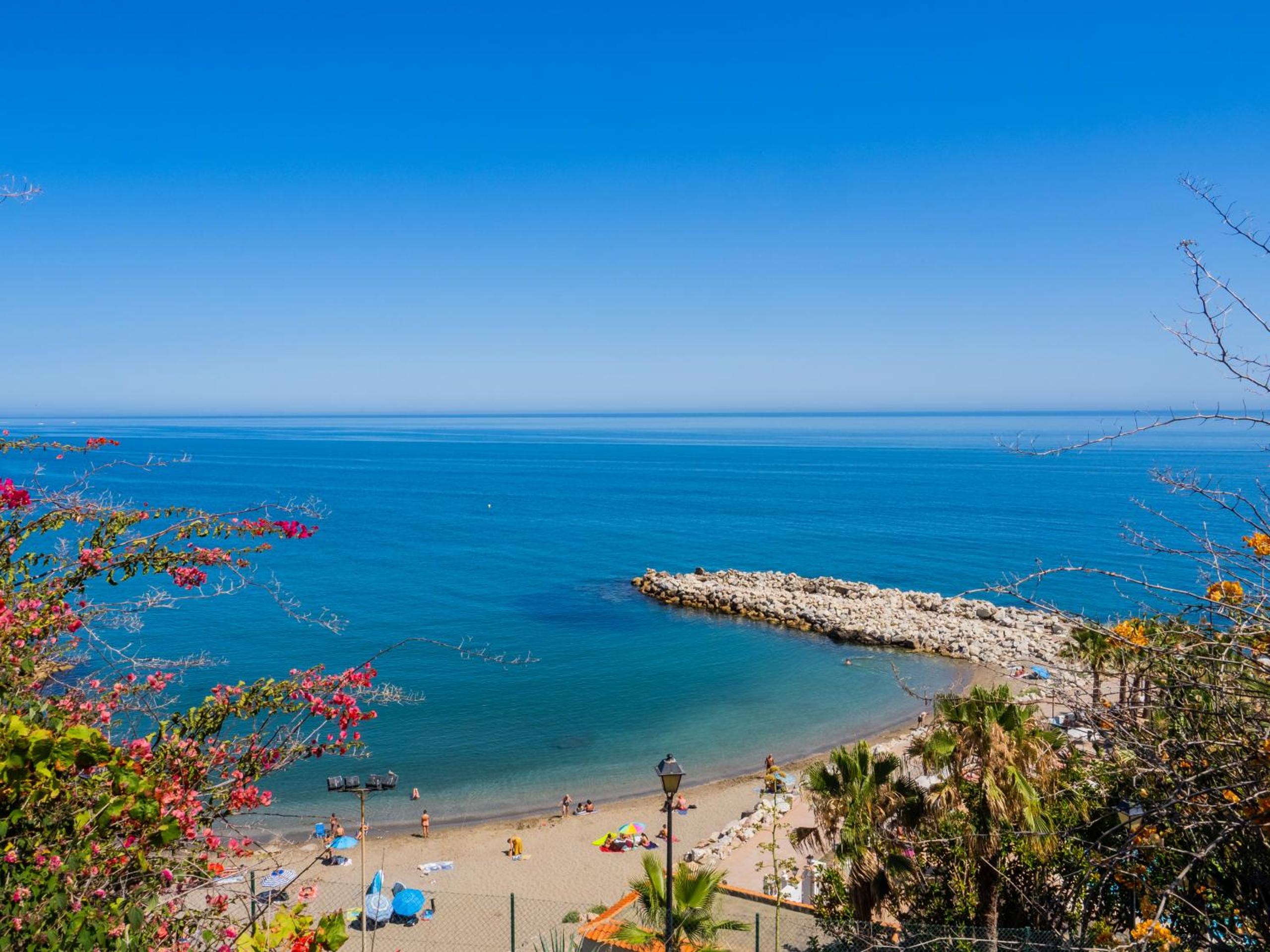 Cubo's Beach Front Villa Benalmadena
