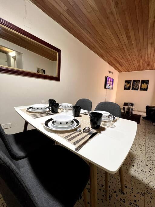 apartamento grande, hermoso, acogedor y privado