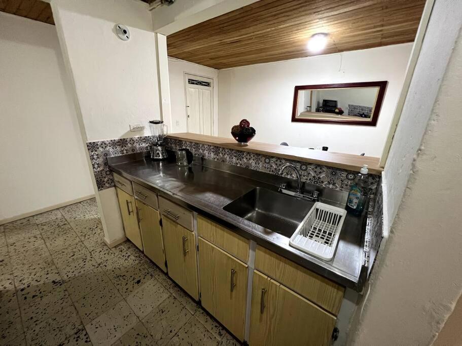 apartamento grande, hermoso, acogedor y privado
