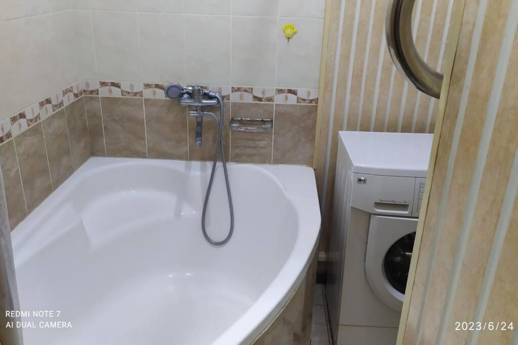 Elegant Condo next to Bazaar, close to the metro station, 9 view 5