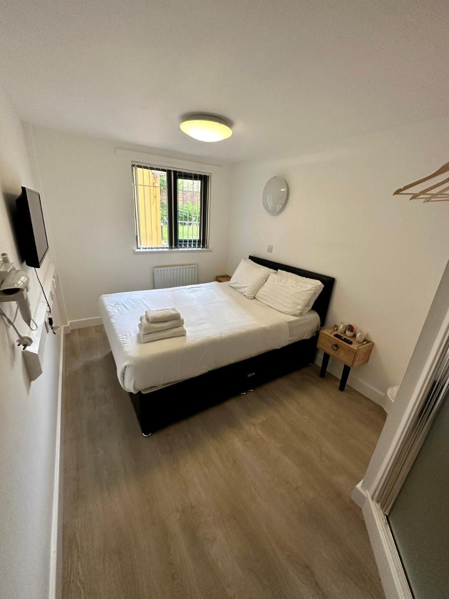 Bradford Vacations - Accommodation Bradford - Property Image 3