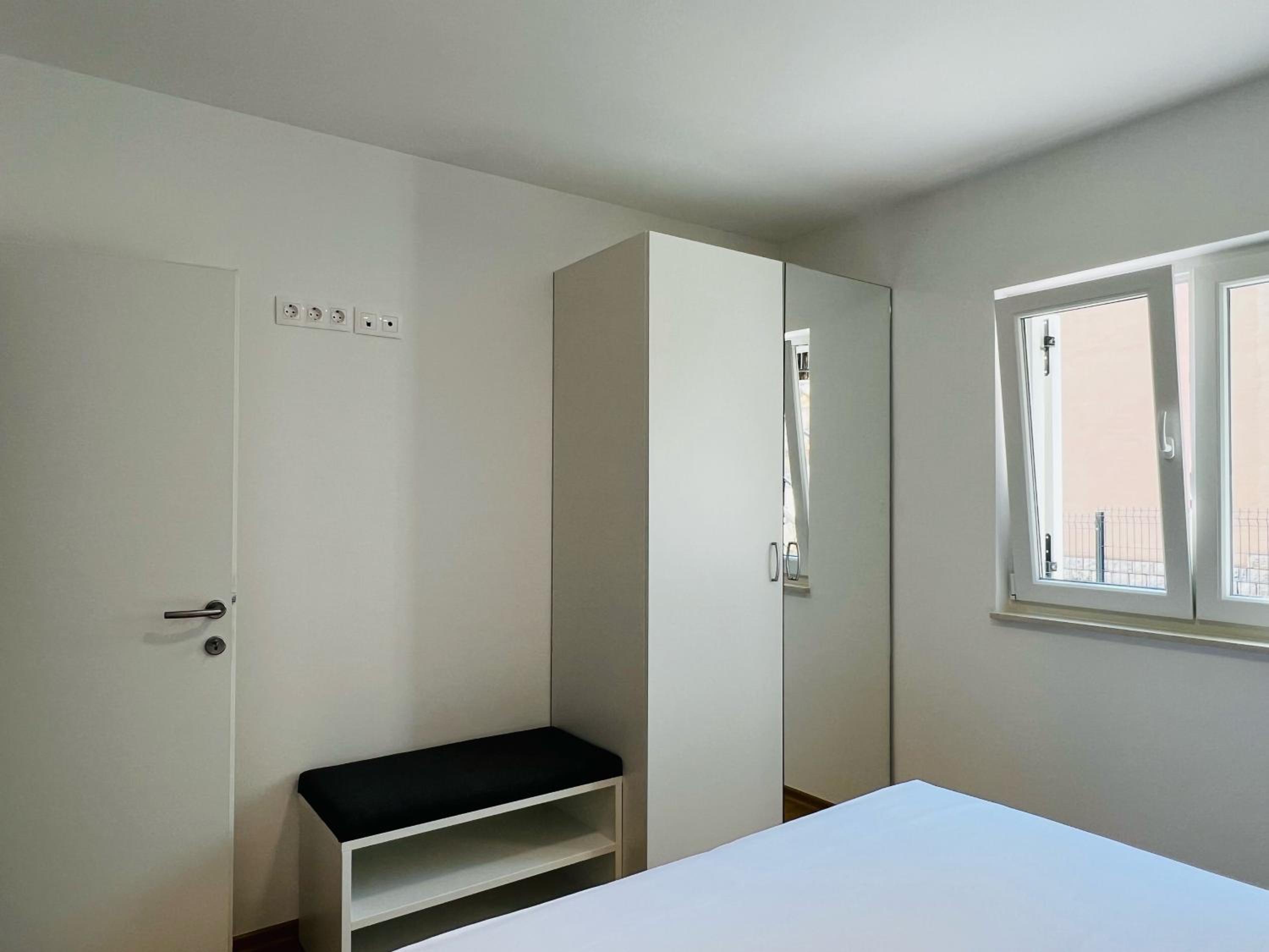 Apartmani AViS