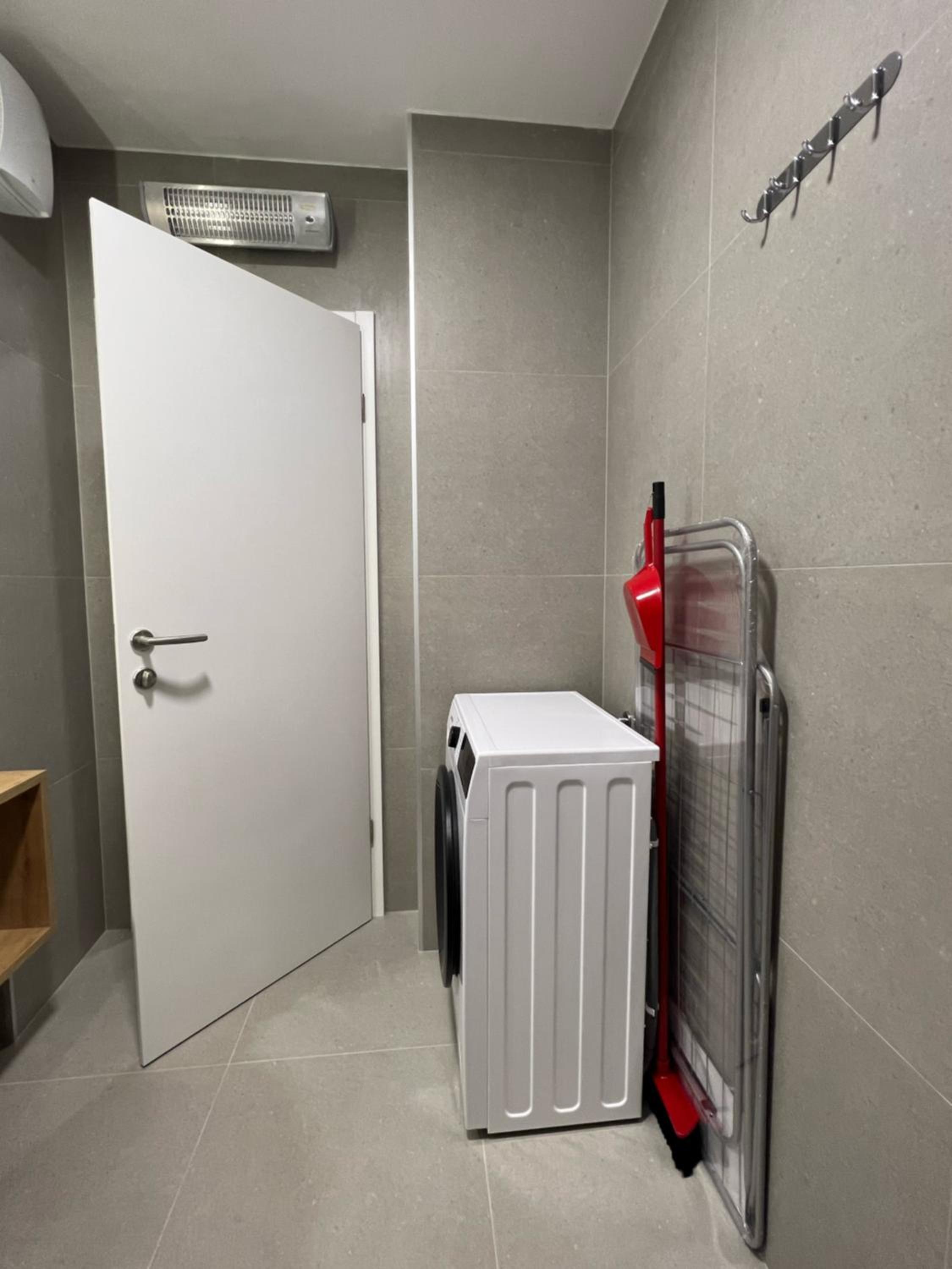 Apartmani AViS
