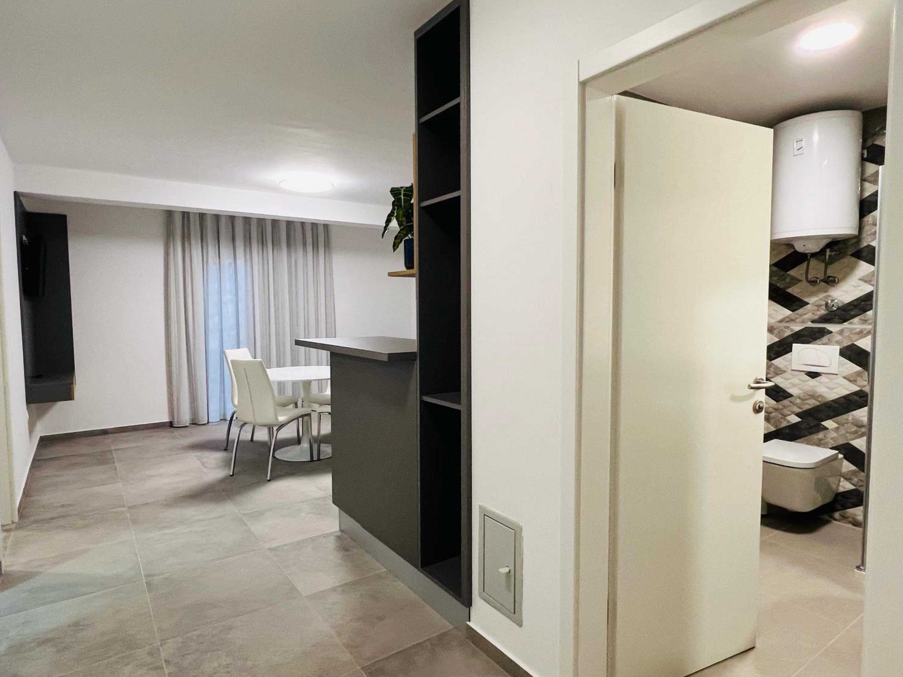 Apartmani AViS
