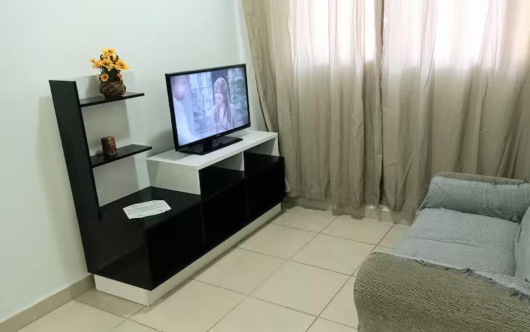 Apto 2Q Wifi Ar Garagem