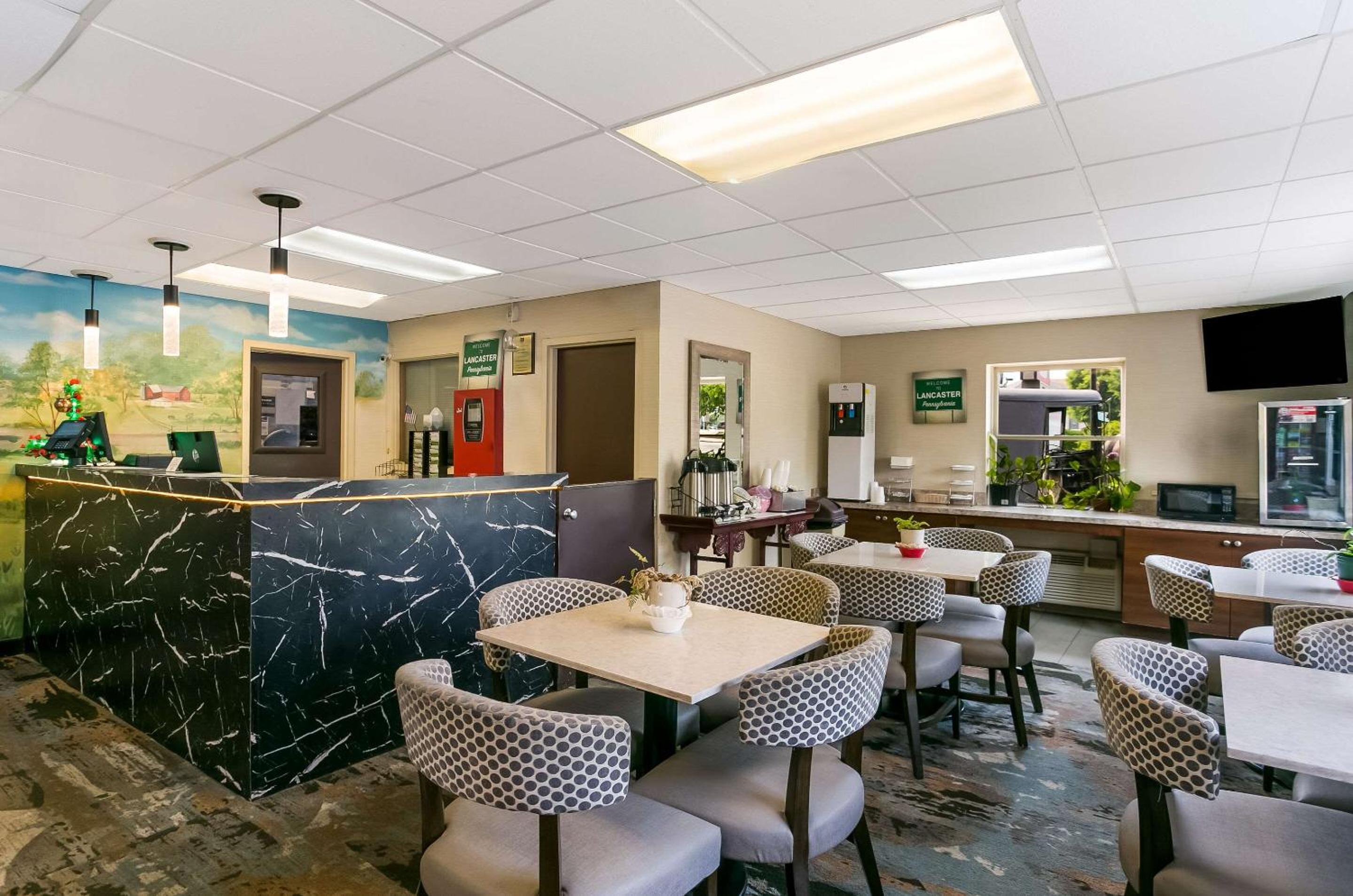 Lancaster Vacations - Econo Lodge Amish Country - Property Image 14