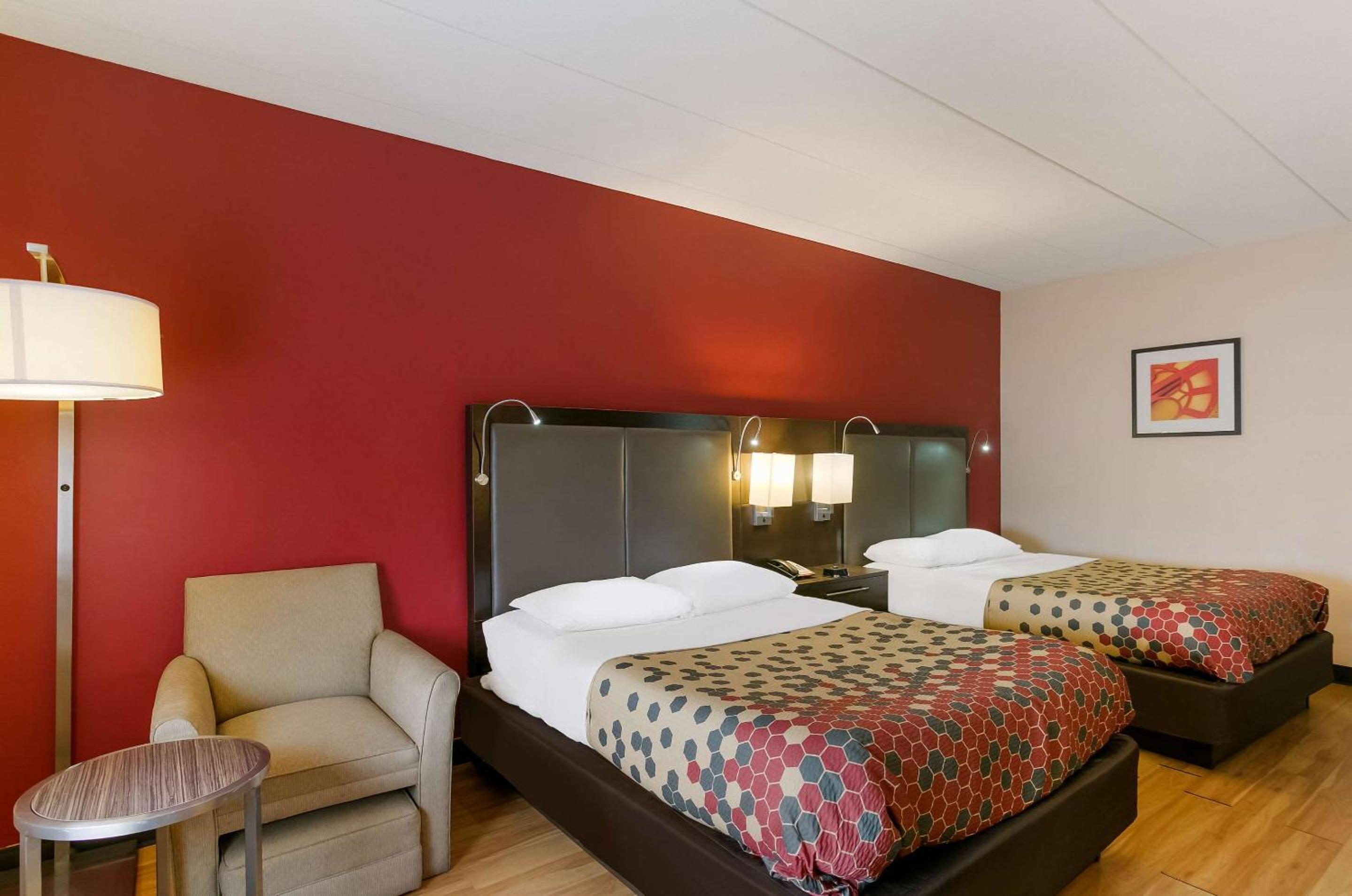 Lancaster Vacations - Econo Lodge Amish Country - Property Image 21