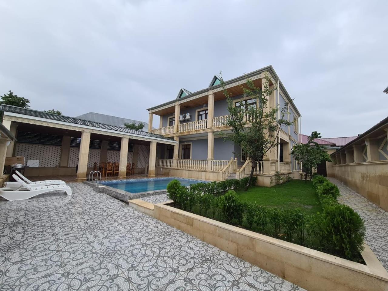 Panoramic Terras ELYR