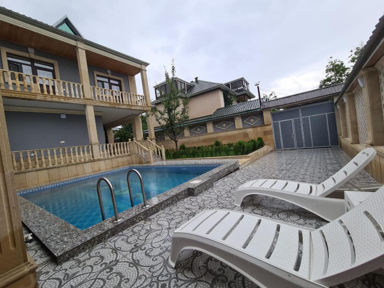 Panoramic Terras ELYR