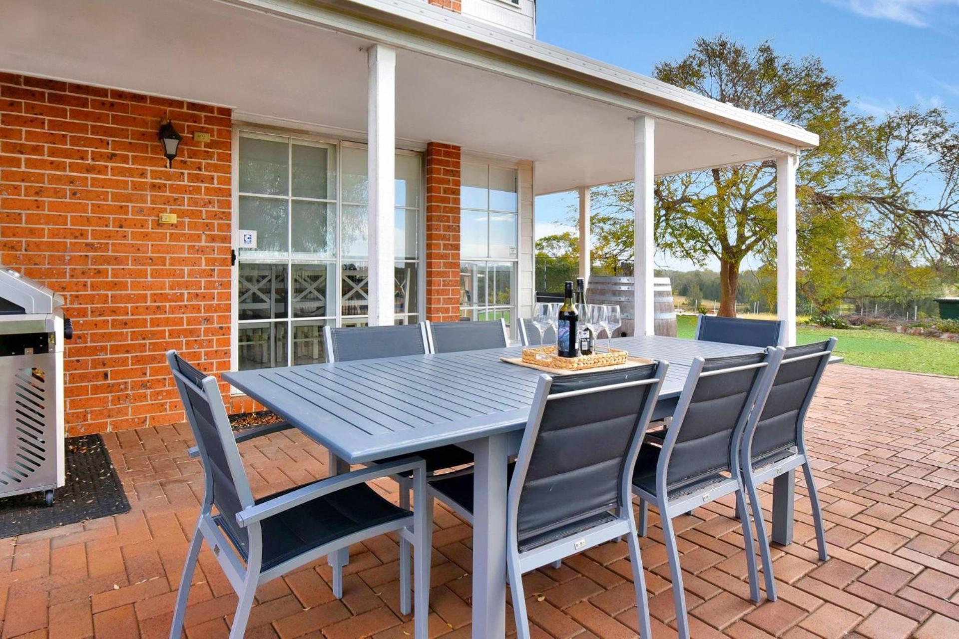 Hotel Beggars Bridge Vineyard Homestead With Pool And Tennis