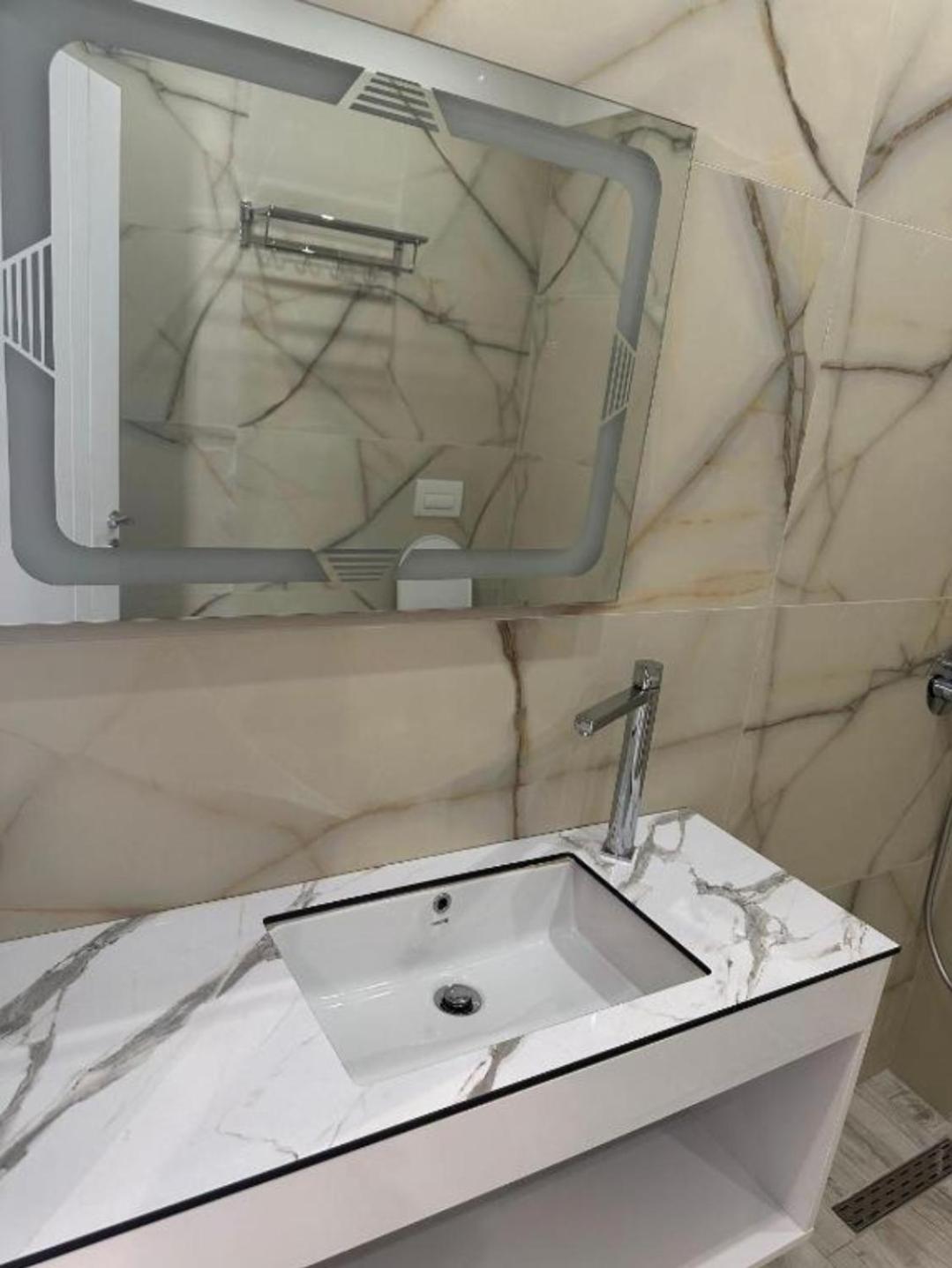 Joanna Suites