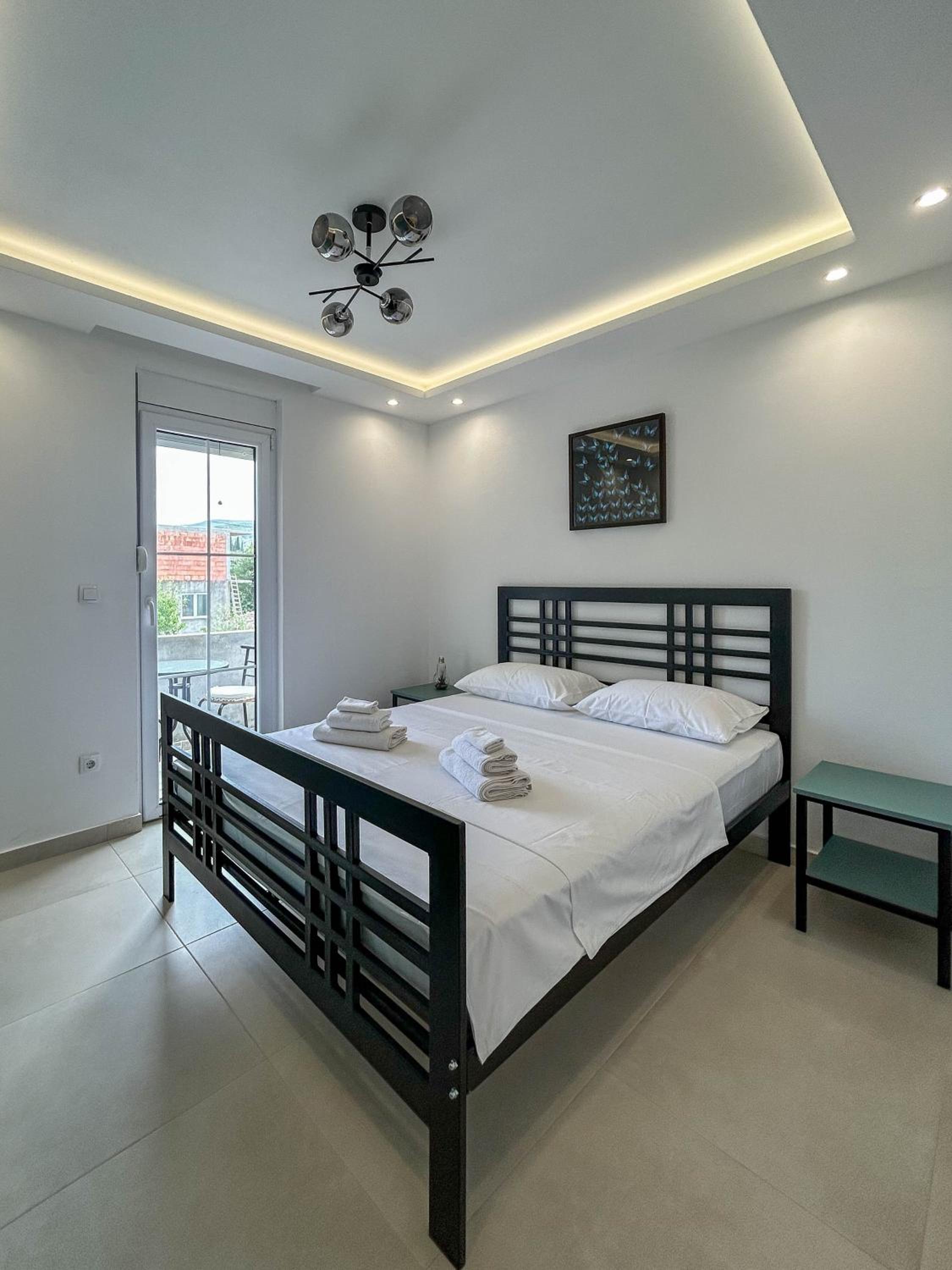 Sunset Apartment