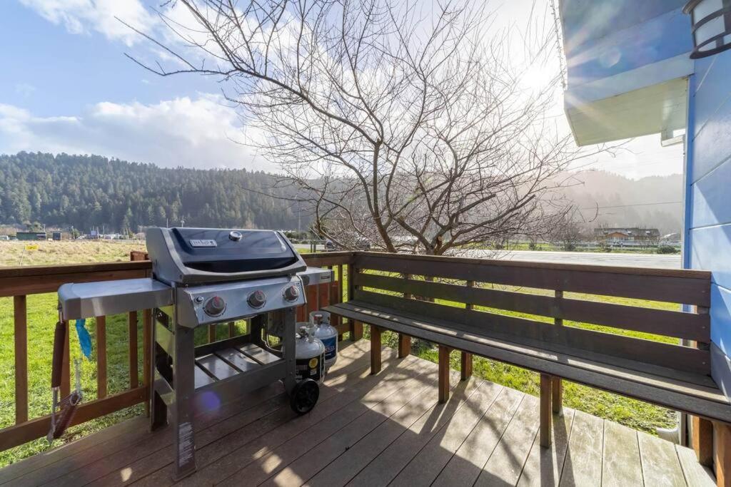 Elk Meadow Cabins Ranch Site Oreq-A view 3