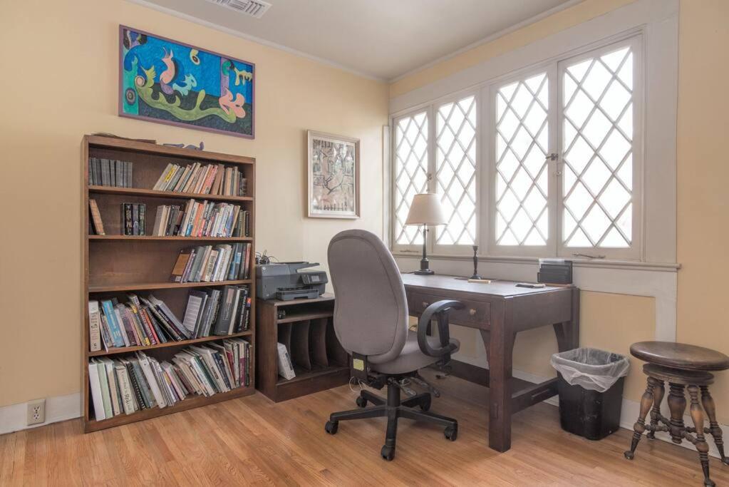 Artistic Craftsman Charm - DTLA-Pasadena-Hollywood