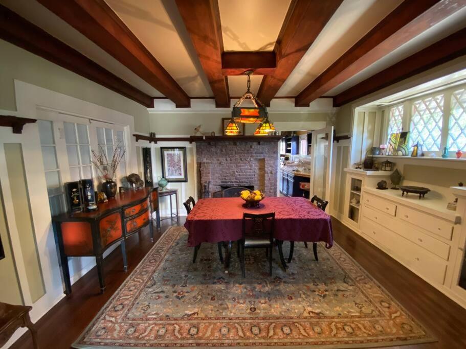 Artistic Craftsman Charm - DTLA-Pasadena-Hollywood