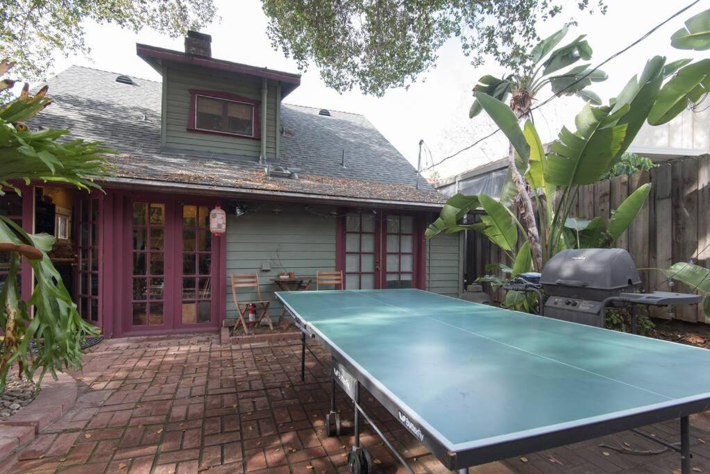Artistic Craftsman Charm - DTLA-Pasadena-Hollywood