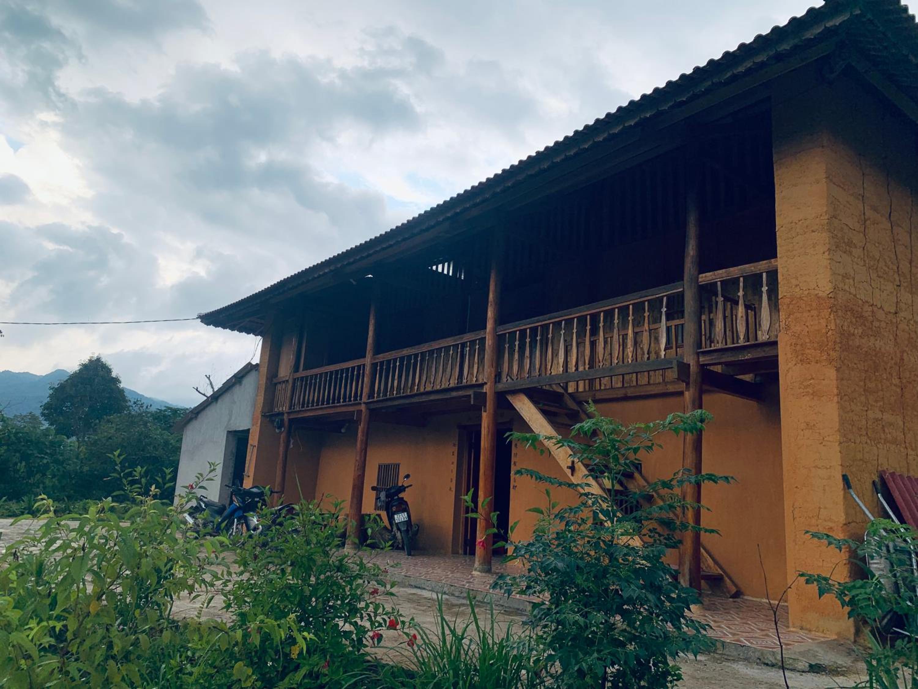 Hoàng homestay